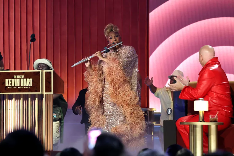 Usher Remixed “Burn,” Lizzo Brought a Flute and Katt Williams Got a Hug at Kevin Hart’s Netflix Roast